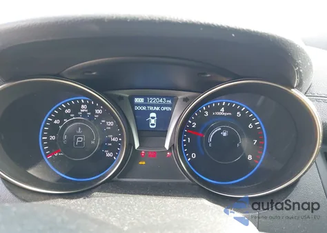 2013 Hyundai Genesis 2.0T Premium z USA, uszkodzony, nr VIN KMHHT6KD3DU104697